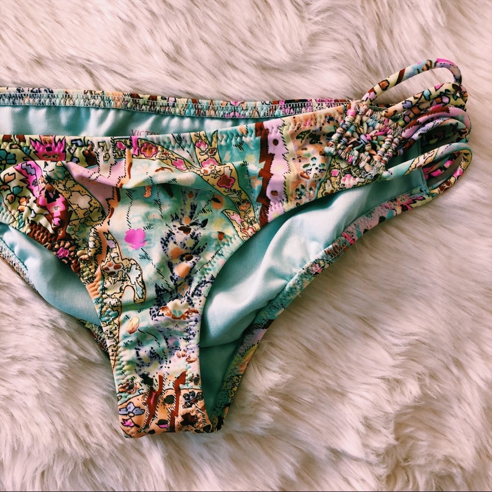 VS Bikini Bottoms! Brand new👙